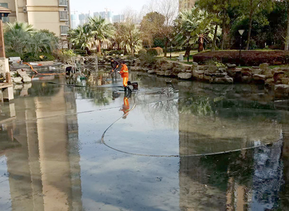 长子景观池淤泥清理